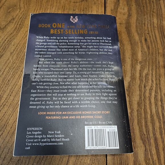 The Darkest Minds Novel with Bonus Content Paperback - GOOD Young Adult - Picture 2 of 5